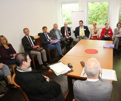 Die Synode diskutierte am Donnerstagvormittag in Arbeitsgruppen die Berichte aus dem Oberkirchenrat mit Dezernat I, Oberkirchenrätin Annette-Christine Lenk.